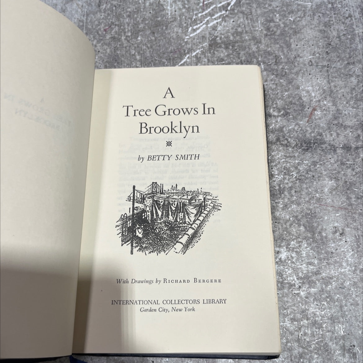 a tree grows in brooklyn book, by betty smith, 1947 Hardcover image 2