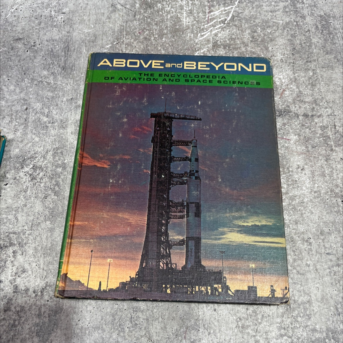 above and beyond the encyclopedia of aviation and space sciences volume 2 lo applications program- bomber aircraft image 1