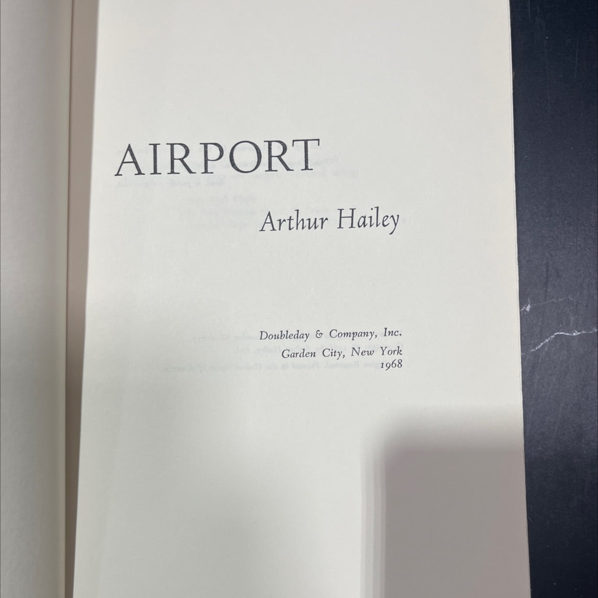 airport book, by Arthur Hailey, 1968 Hardcover image 2