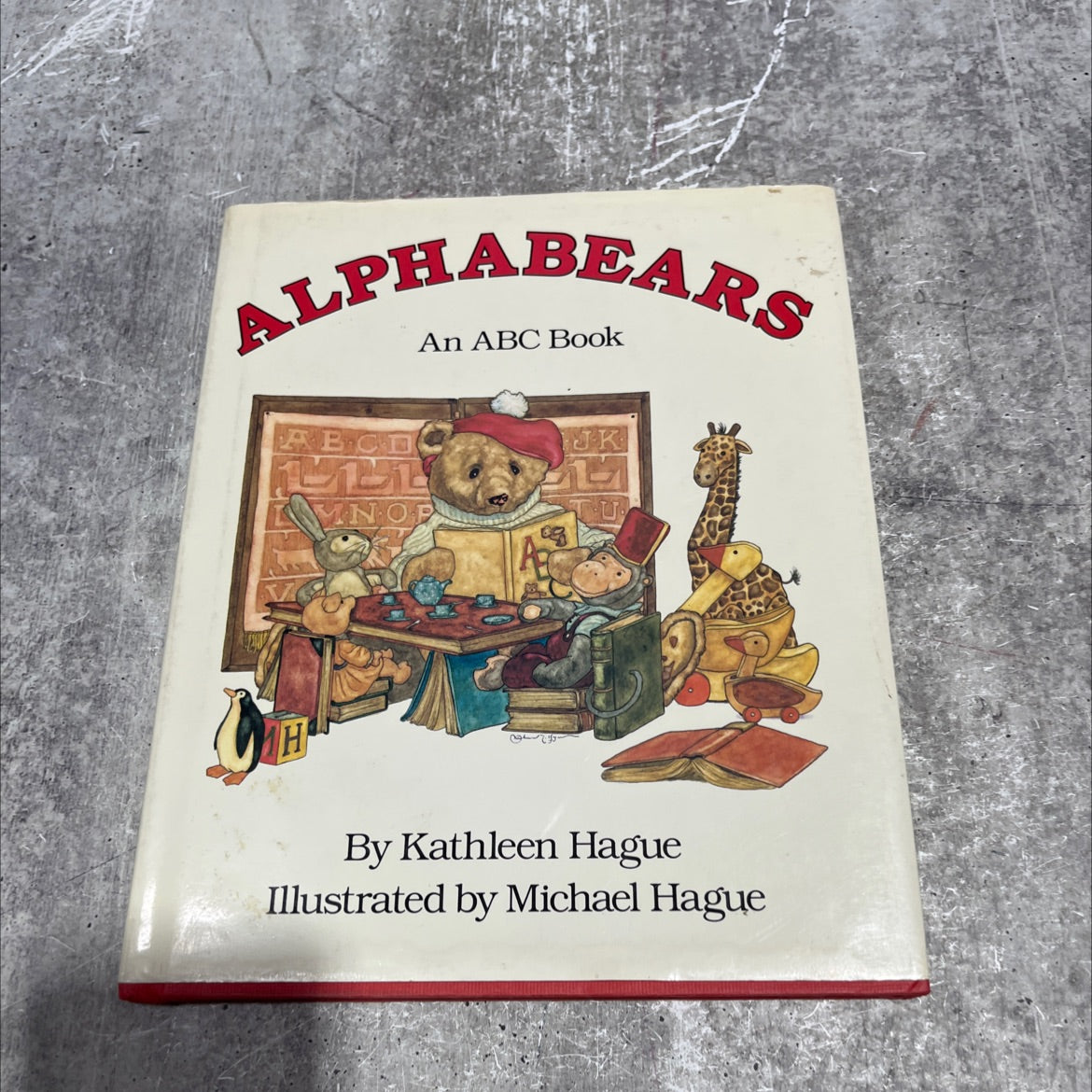 alphabears book, by Kathleen Hague, 1984 Hardcover image 1
