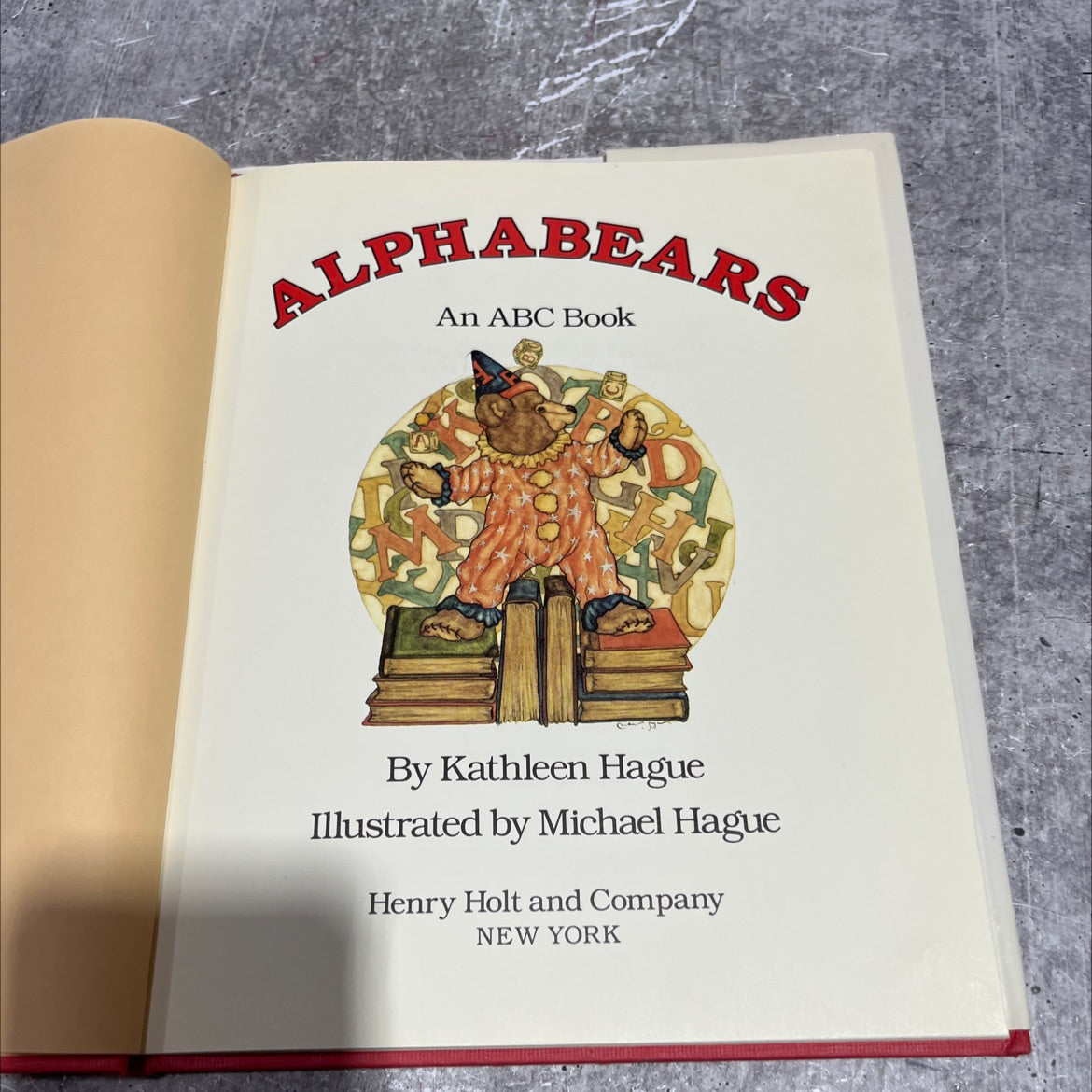 alphabears book, by Kathleen Hague, 1984 Hardcover image 2