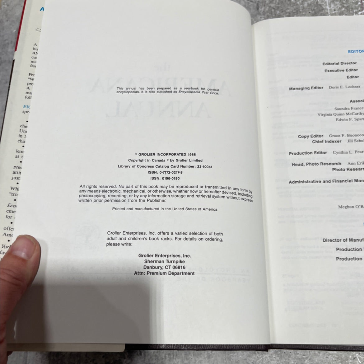 americana annual 1986 book, by unknown, 1986 Hardcover image 3