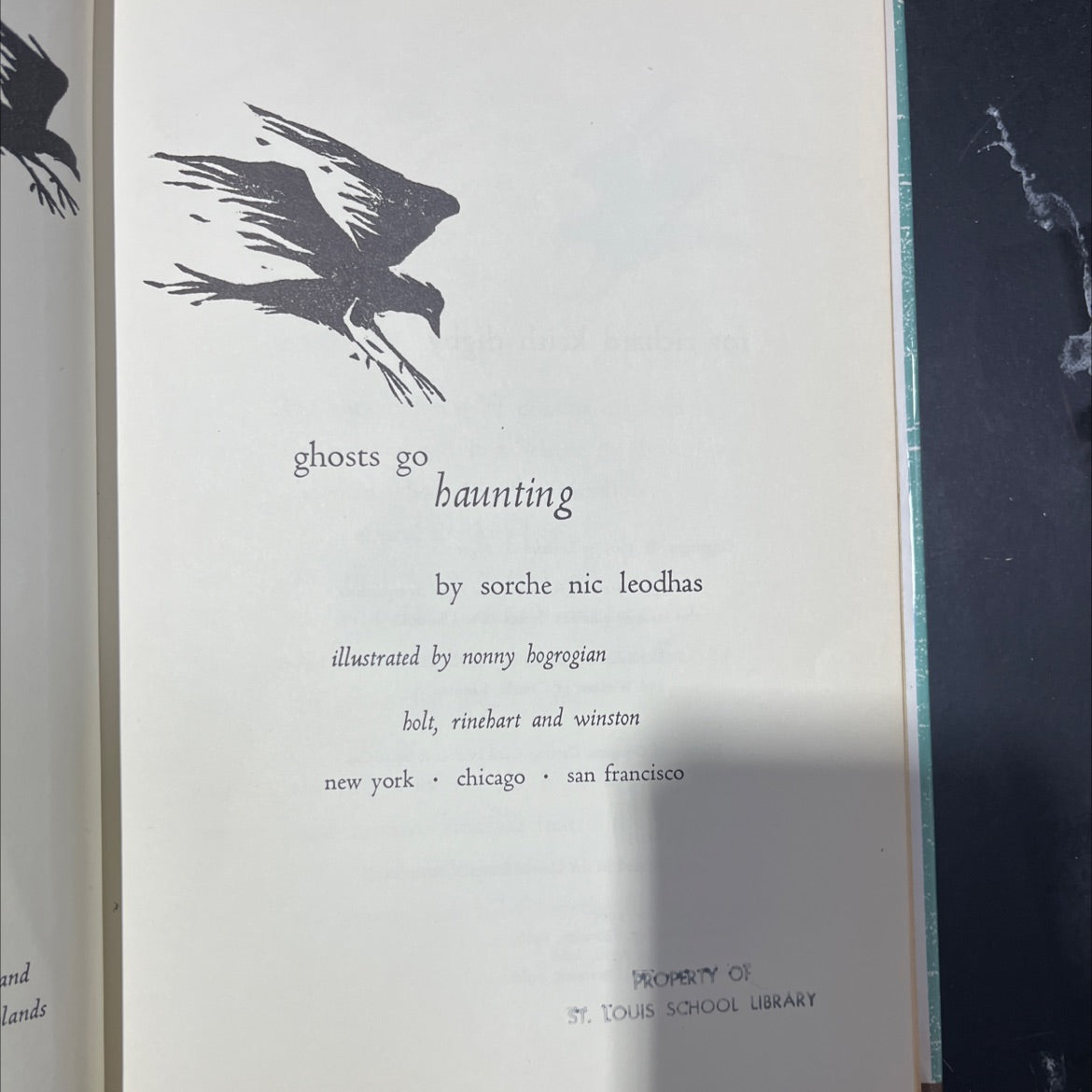 and lands ghosts go haunting book, by sorche nic leodhas, 1966 Hardcover image 2