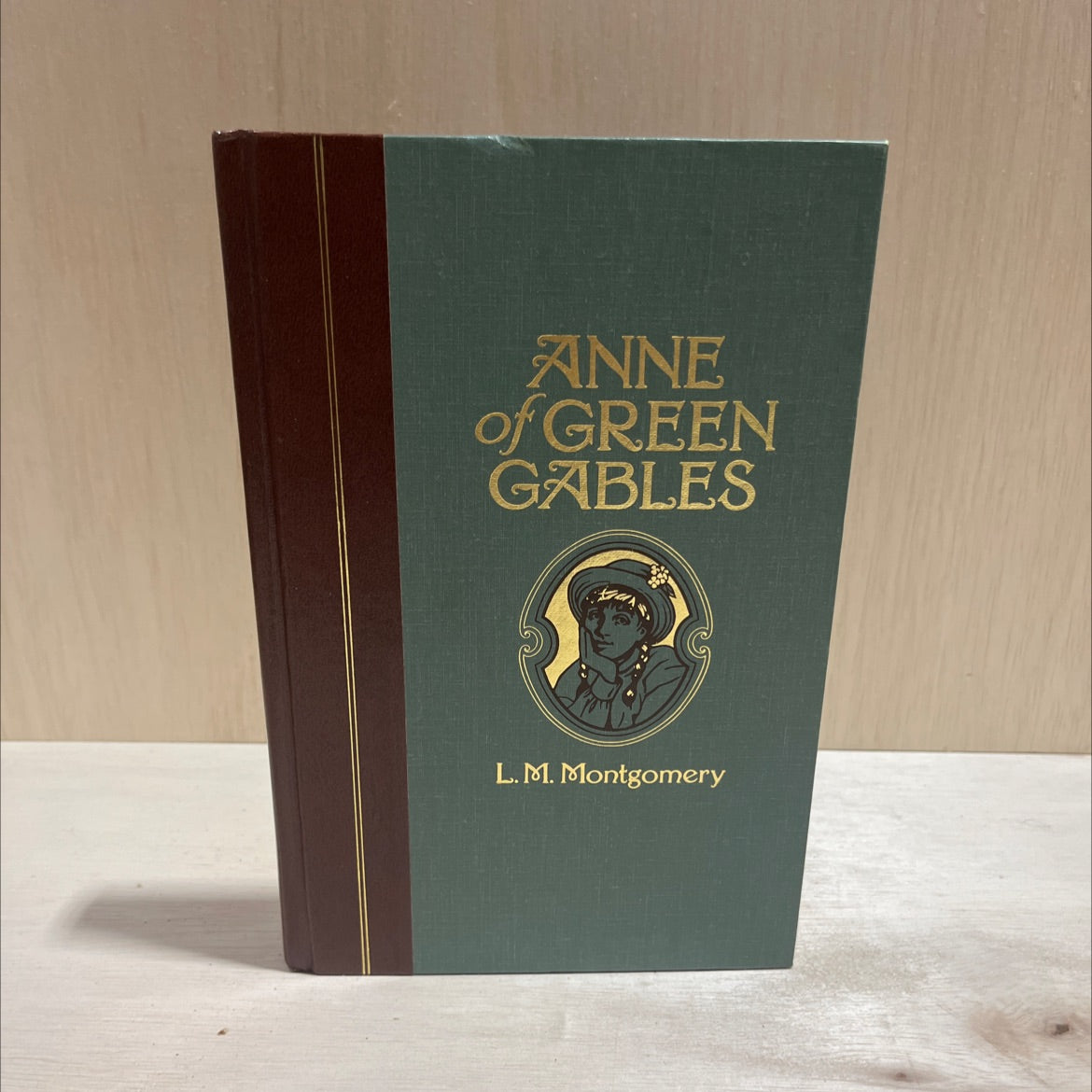 anne of green gables book, by L.M. Montgomery, 1992 Hardcover image 1