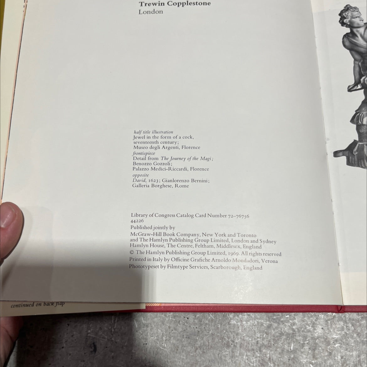 art treasures in italy monuments masterpieces commissions and collections book, by Giulio Carlo Argan, 1969 Hardcover image 3