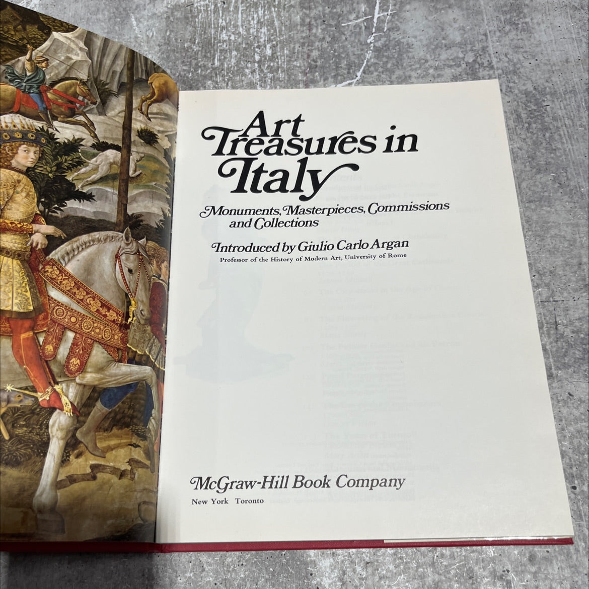 art treasures in italy monuments masterpieces commissions and collections book, by Giulio Carlo Argan, 1969 Hardcover image 2