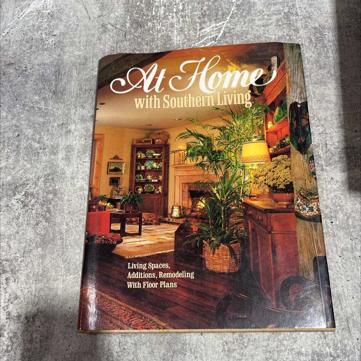 at home with southern living book, by Katherine Pearson, 1984 Hardcover image 1