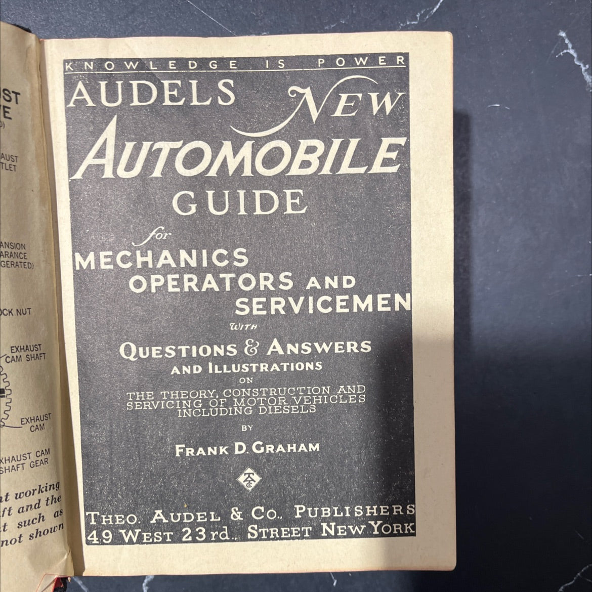 automobile mechanics guide book, by frank d. graham, 1942 Leather image 2