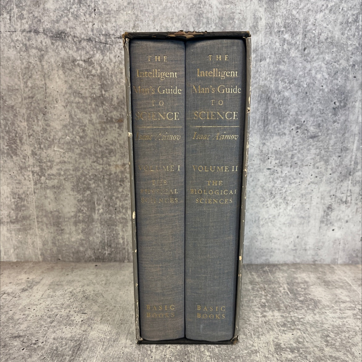 basic looks the intelligent man's guide to science book, by isaac asimov, 1960 Hardcover, First Edition, Folio image 1