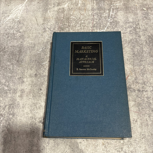 basic marketing: a managerial approach book, by e. jerome mccarthy, 1970 Hardcover image 1