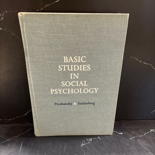 basic studies in social psychology book, by robert jones, harold kahn, harold proshansky, bernard seidenberg, 1966 image 1