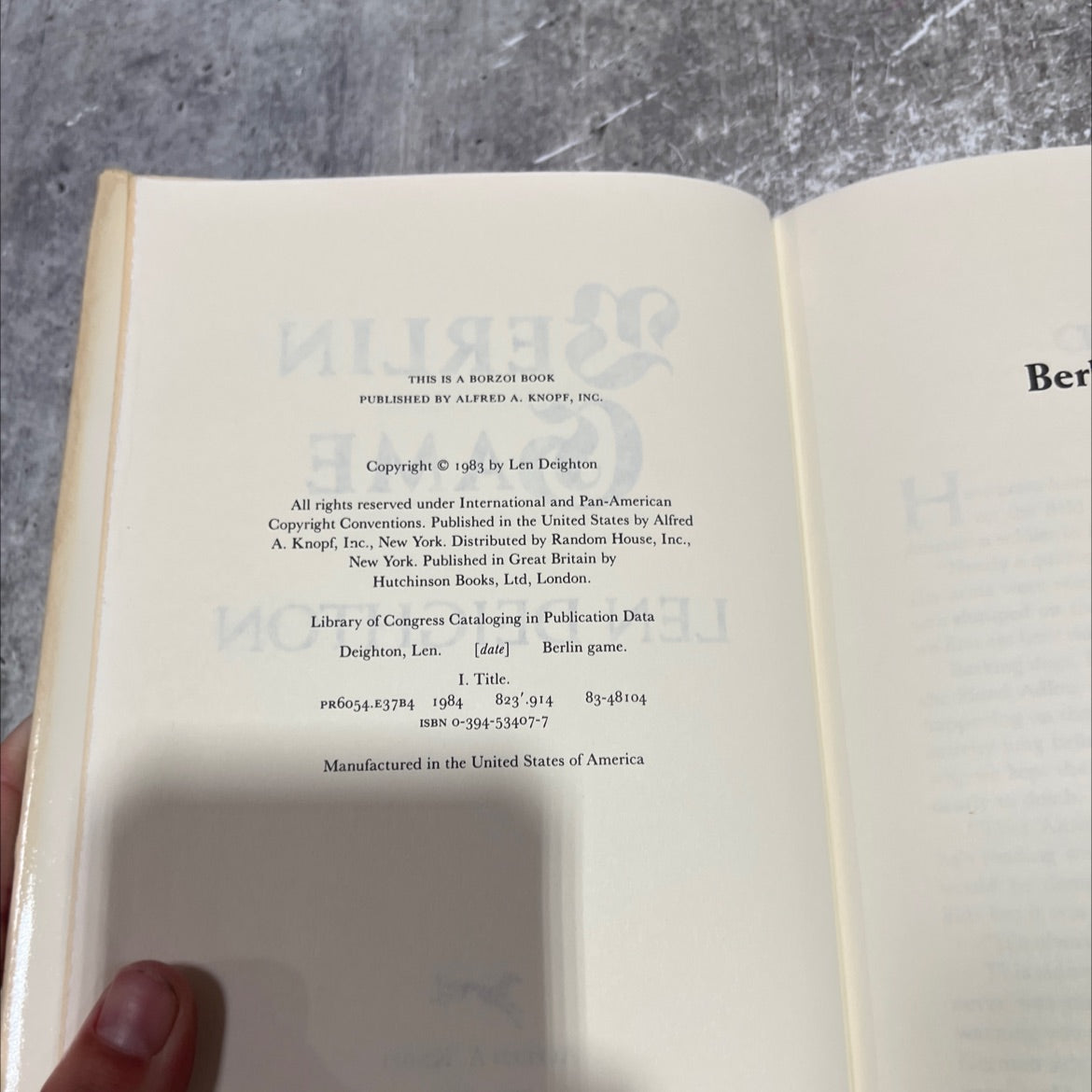 berlin game book, by Len Deighton, 1984 Hardcover image 3