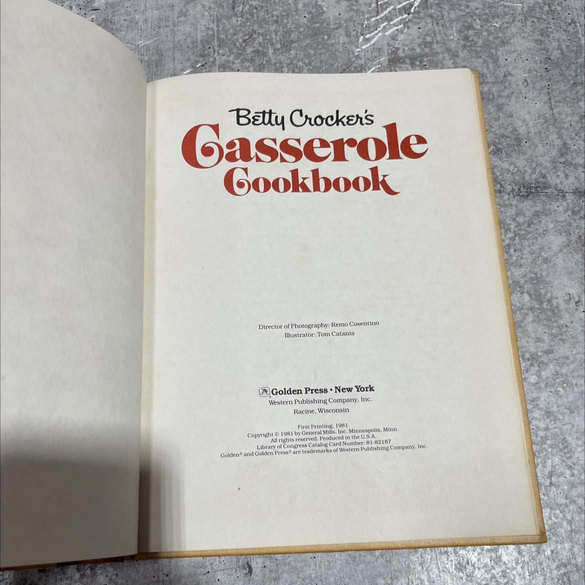 betty crocker's casserole cookbook book, by unknown, 1981 Hardcover image 2