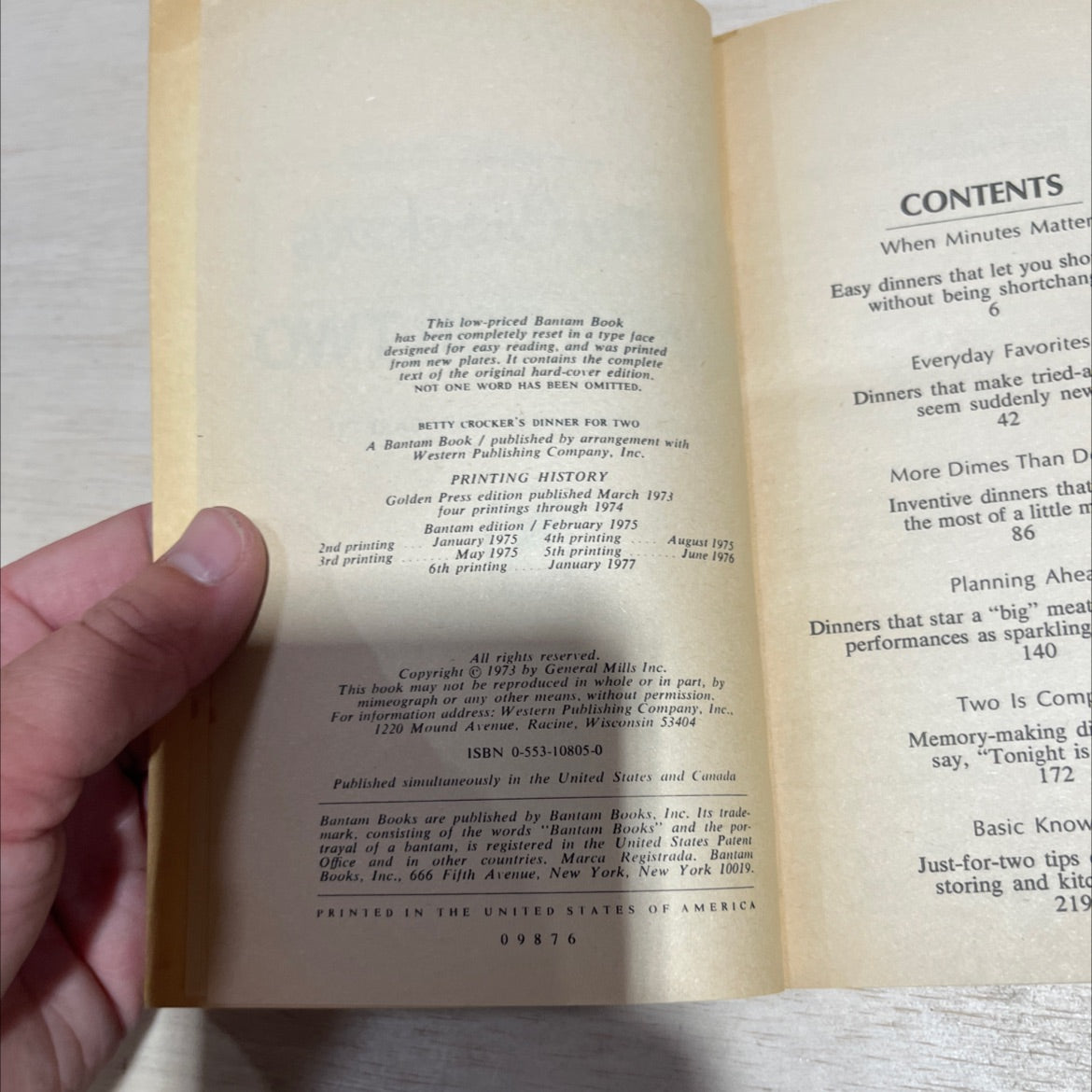 betty crocker's dinner for two book, by unknown, 1977 Paperback image 3