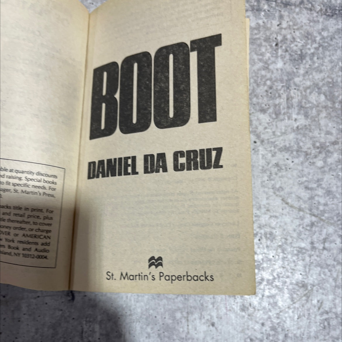 boot book, by daniel da cruz, 1987 Paperback image 2