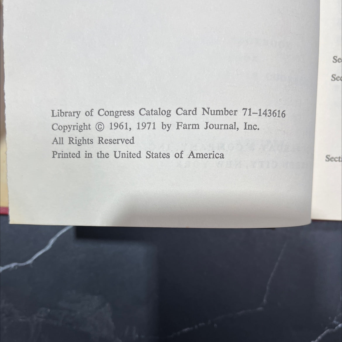 busy woman's cookbook containing short-cut cooking and make-ahead cooking book, by food editors of farm journal, 1971 image 3