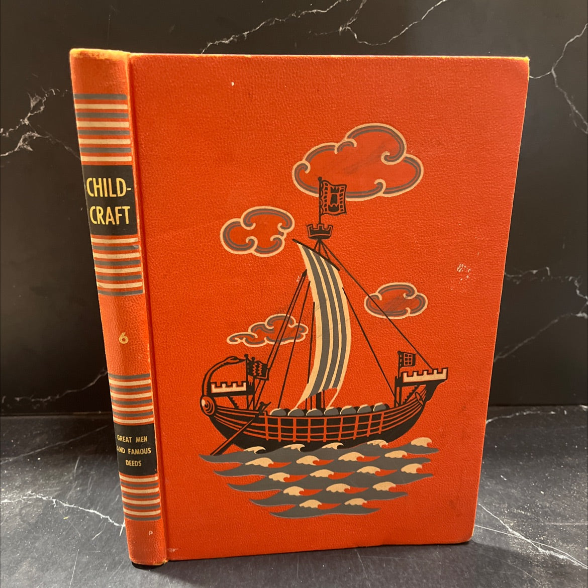 childcraft in fourteen volumes volume six great men and famous deeds book, by unknown, 1949 Hardcover image 1