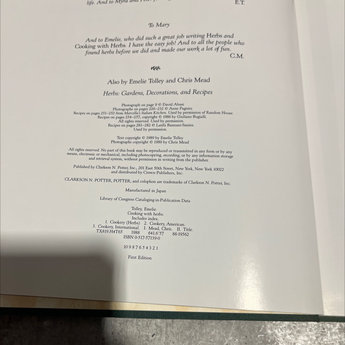 cooking with herbs book, by emelie tolley and chris mead, 1989 Hardcover image 3