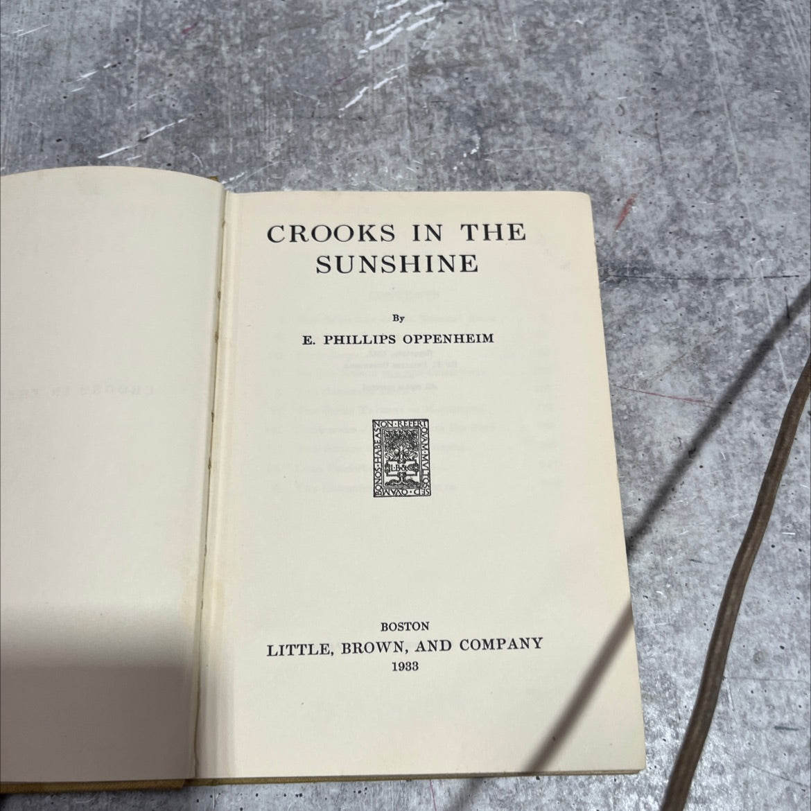 crooks in the sunshine book, by e. phillips oppenheim, 1933 Hardcover image 2
