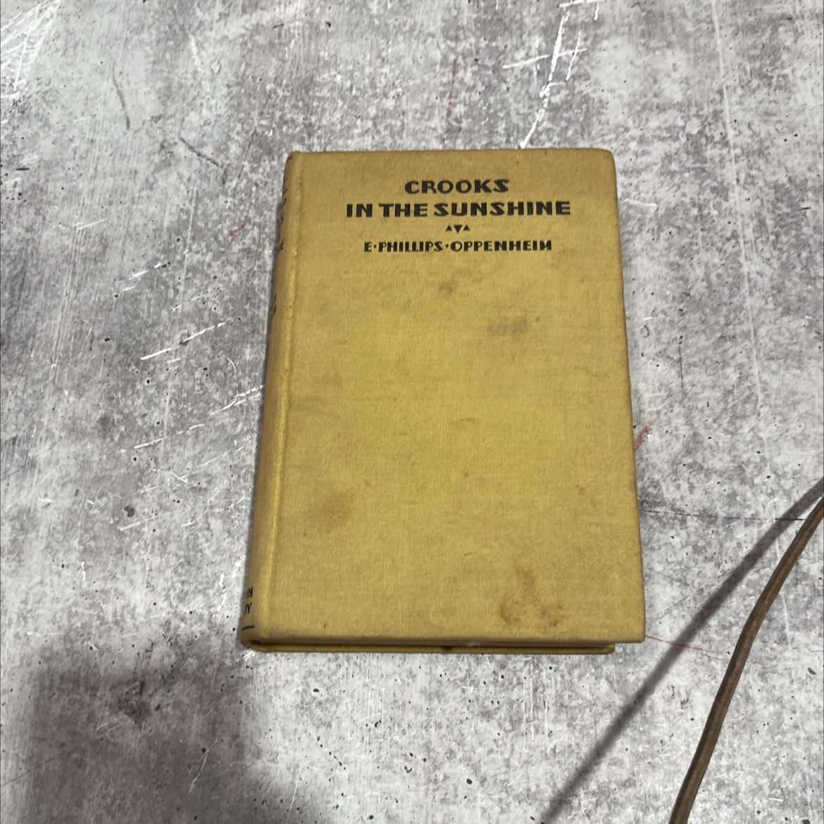 crooks in the sunshine book, by e. phillips oppenheim, 1933 Hardcover image 1