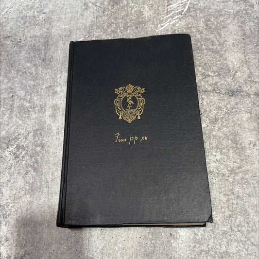 crown of glory the life of pope pius xii book, by alden hatch, seamus walshe, 1958 Hardcover image 1