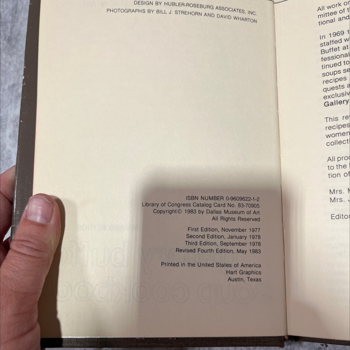 dallas museum of art v revised edition gallery buffet soup cookbook book, by unknown, 1983 Hardcover image 3
