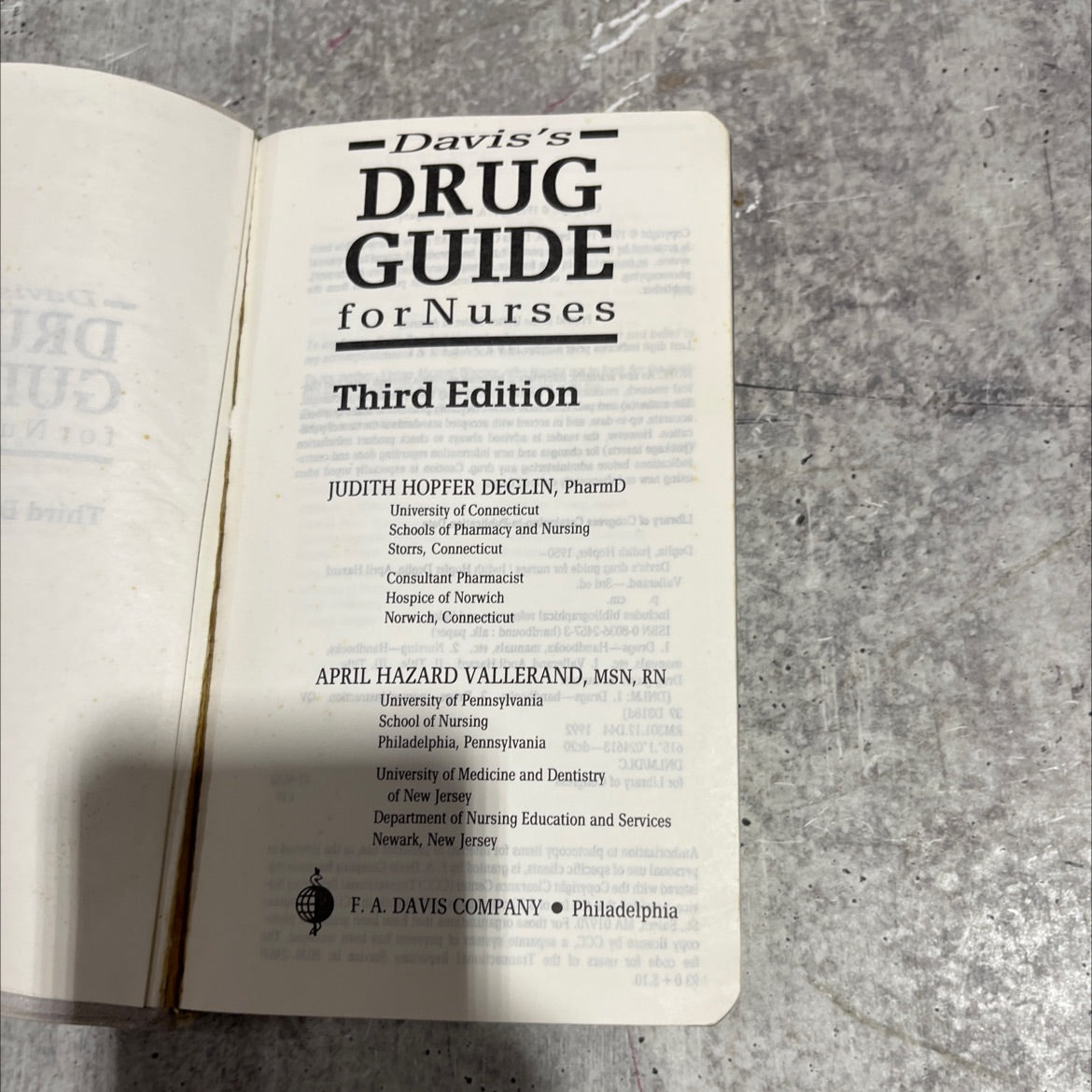 davis's drug guide for nurses book, by judith hopfer deglin, april hazard vallerand, 1993 Paperback image 2