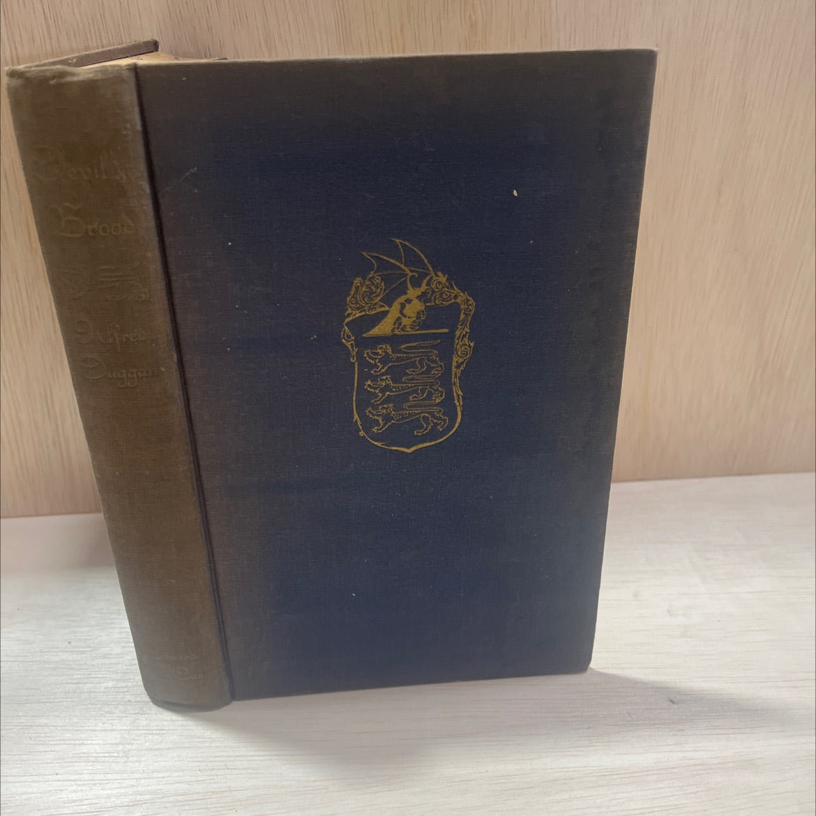 devil's brood book, by Alfred Duggan, 1957 Hardcover, Vintage image 1