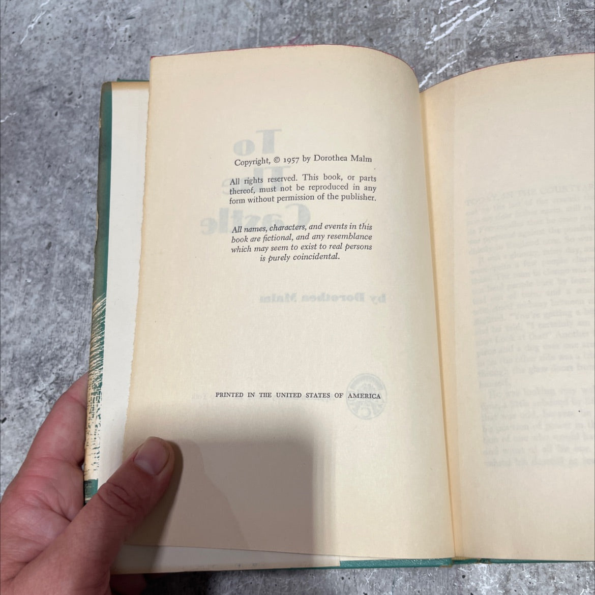 to the castle jutmbionios young a book, by dorothea malm, 1957 Hardcover image 3