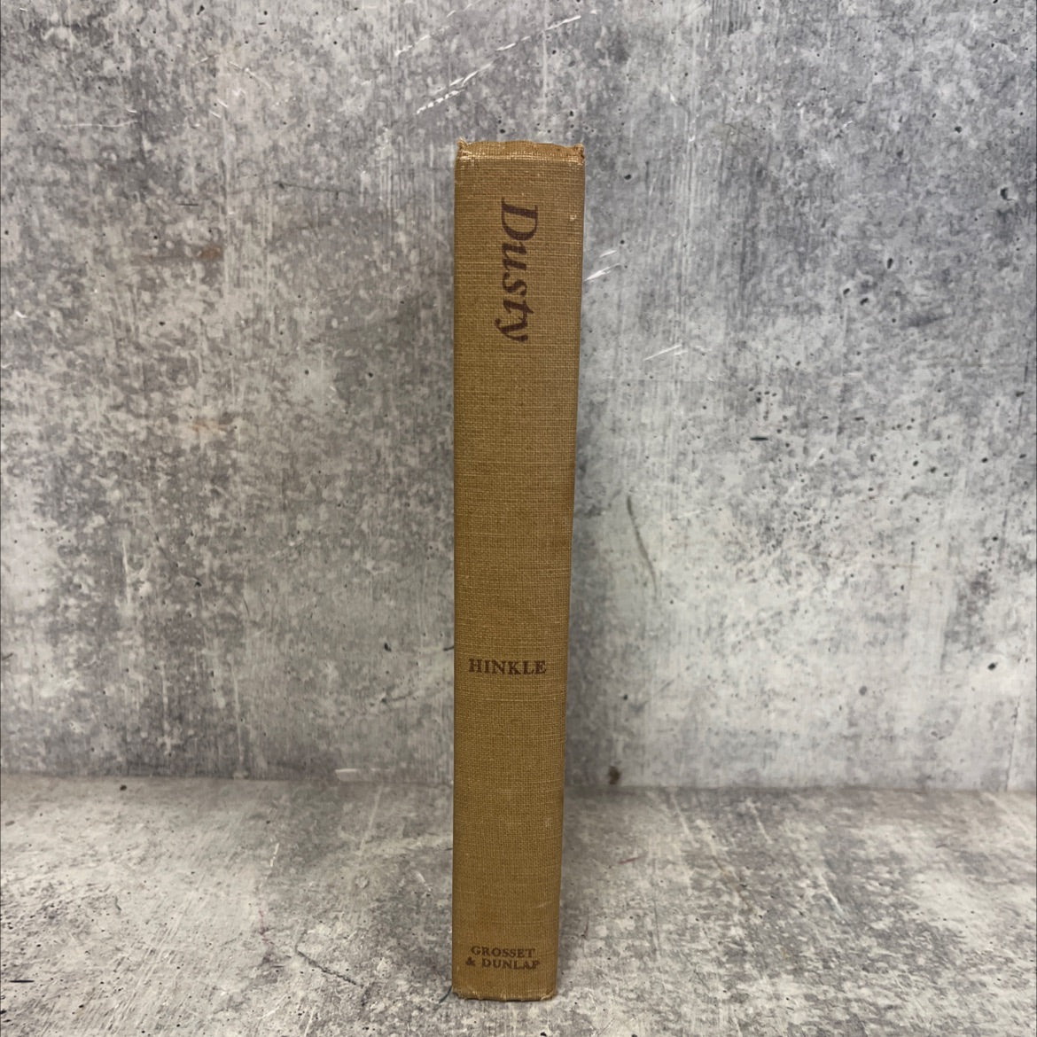 dusty the story of a wild dog book, by thomas c. hinkle, 1940 Hardcover image 4