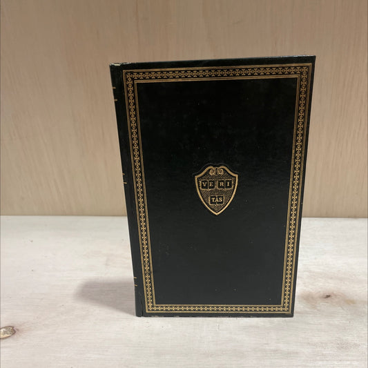 english poetry in three volumes volume ii from collins to fitzgerald book, by charles w. eliot, 1938 Leather image 1