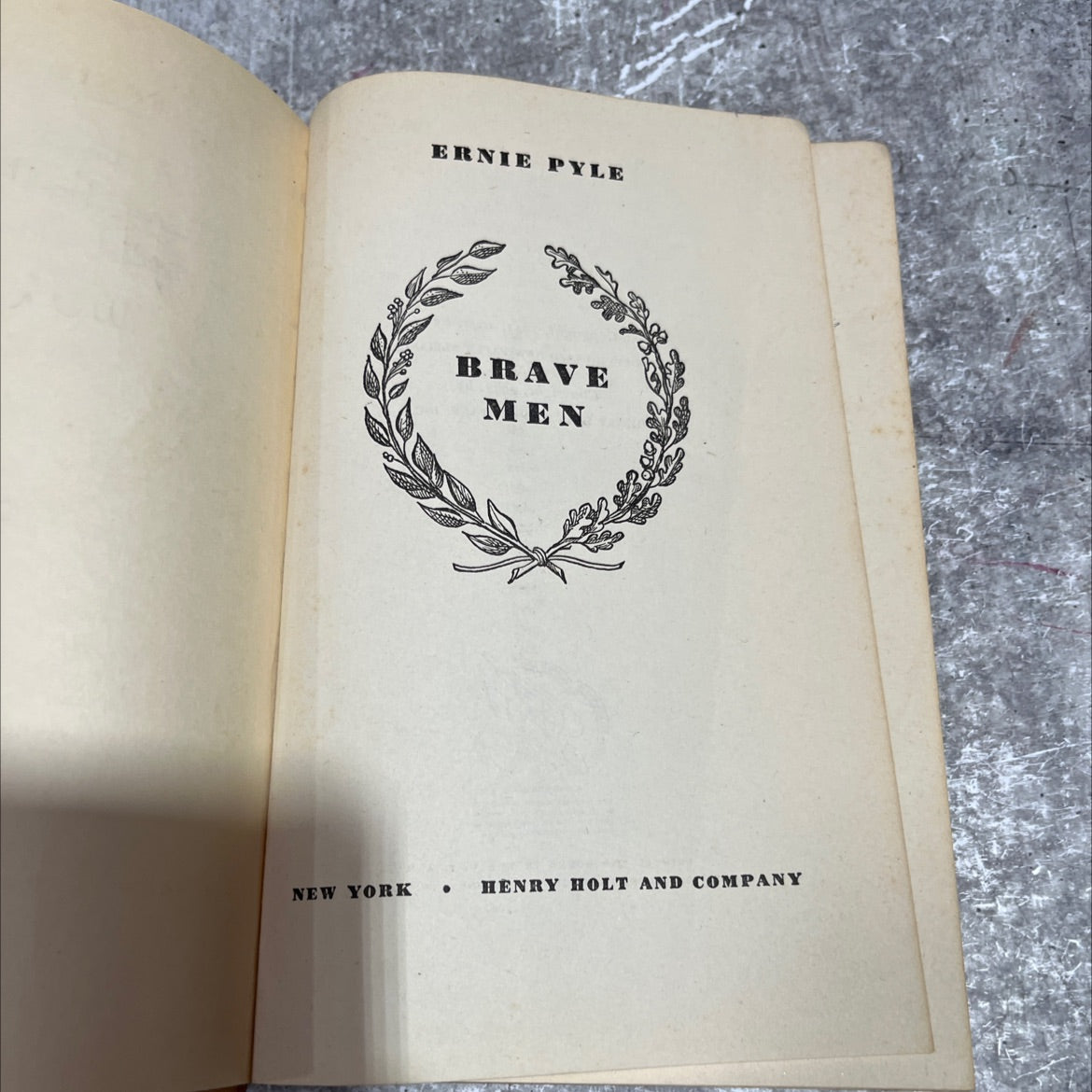 ernie pyle brave men book, by Ernie Pyle, 1944 Hardcover image 2