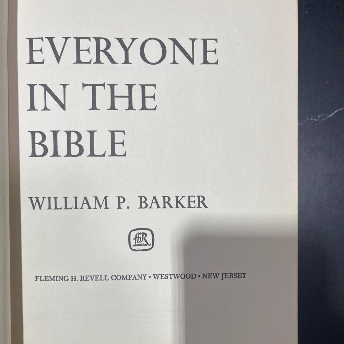 everyone in the bible book, by william p. barker, 1966 Hardcover image 2