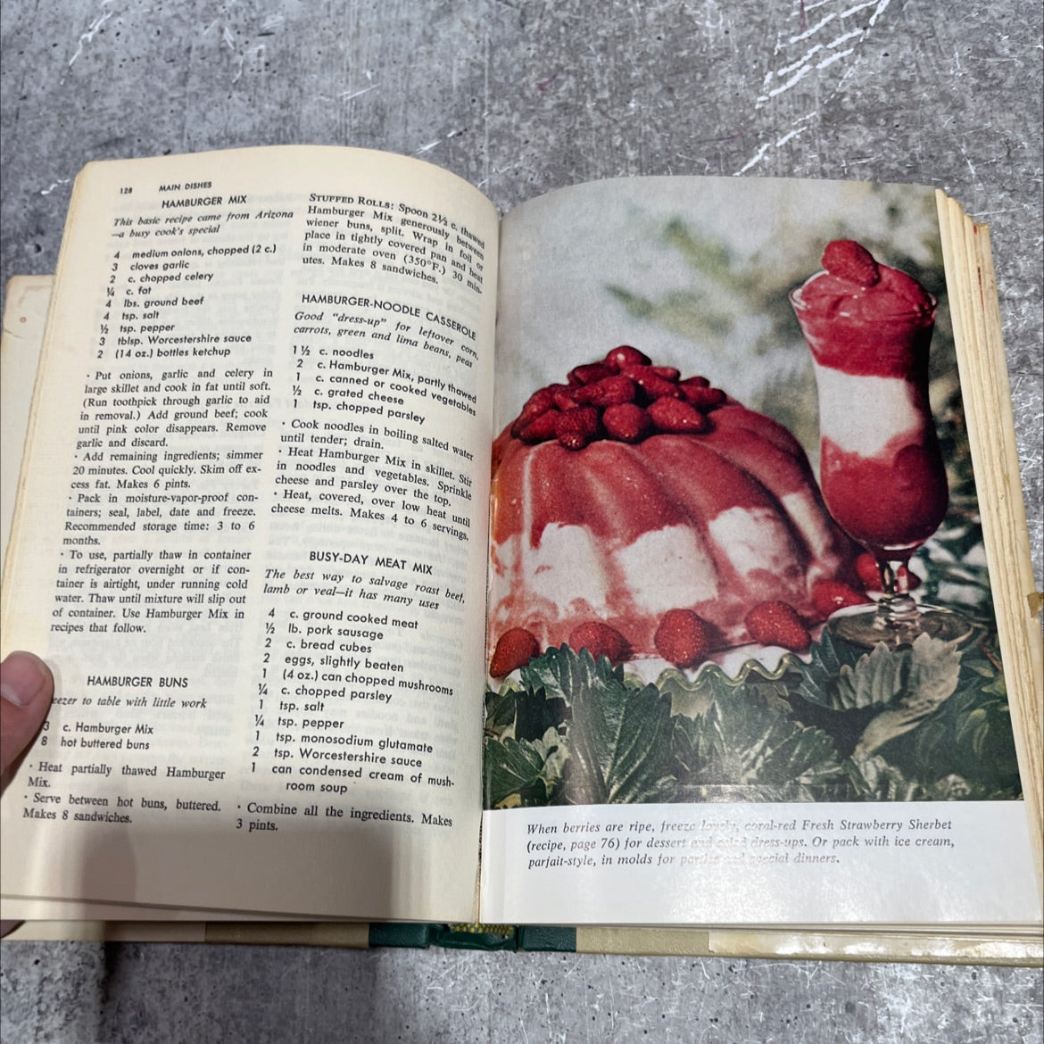 extra wonderful freezing & canning cookbook prized recipes from the farms of america book, by nell b. nichols, 1964 image 4