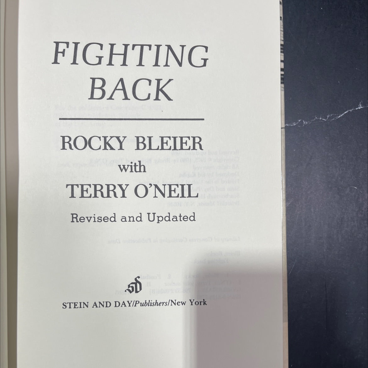 fighting back rocky bleier book, by rocky bleier, terry o'neil, 1980 Hardcover image 2