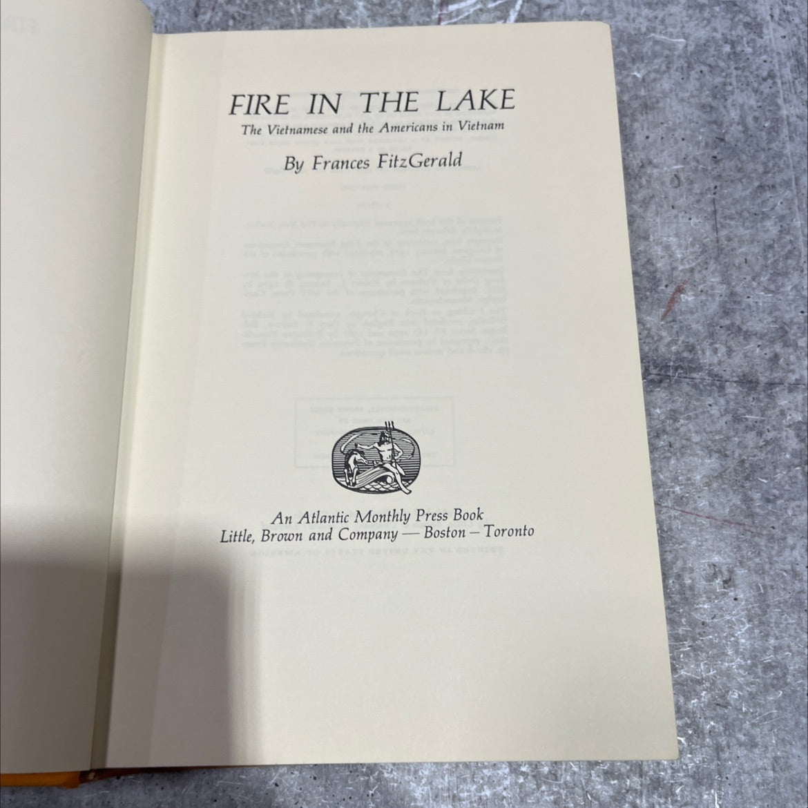 fire in the lake the vietnamese and the americans in vietnam book, by frances fitzgerald, 1972 Hardcover image 2