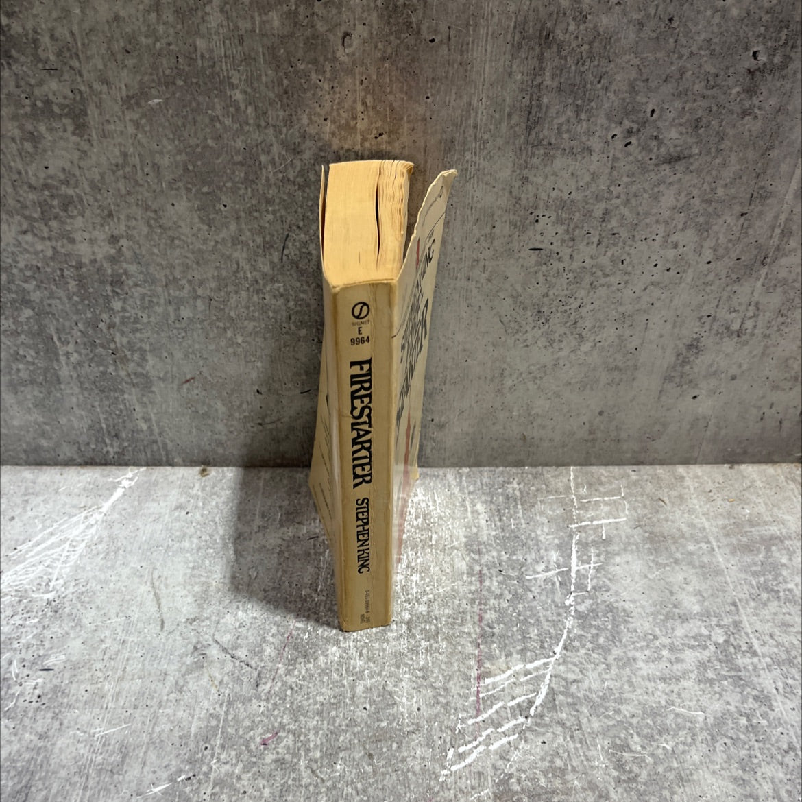 fire-starter book, by stephen king, 1981 Paperback image 4