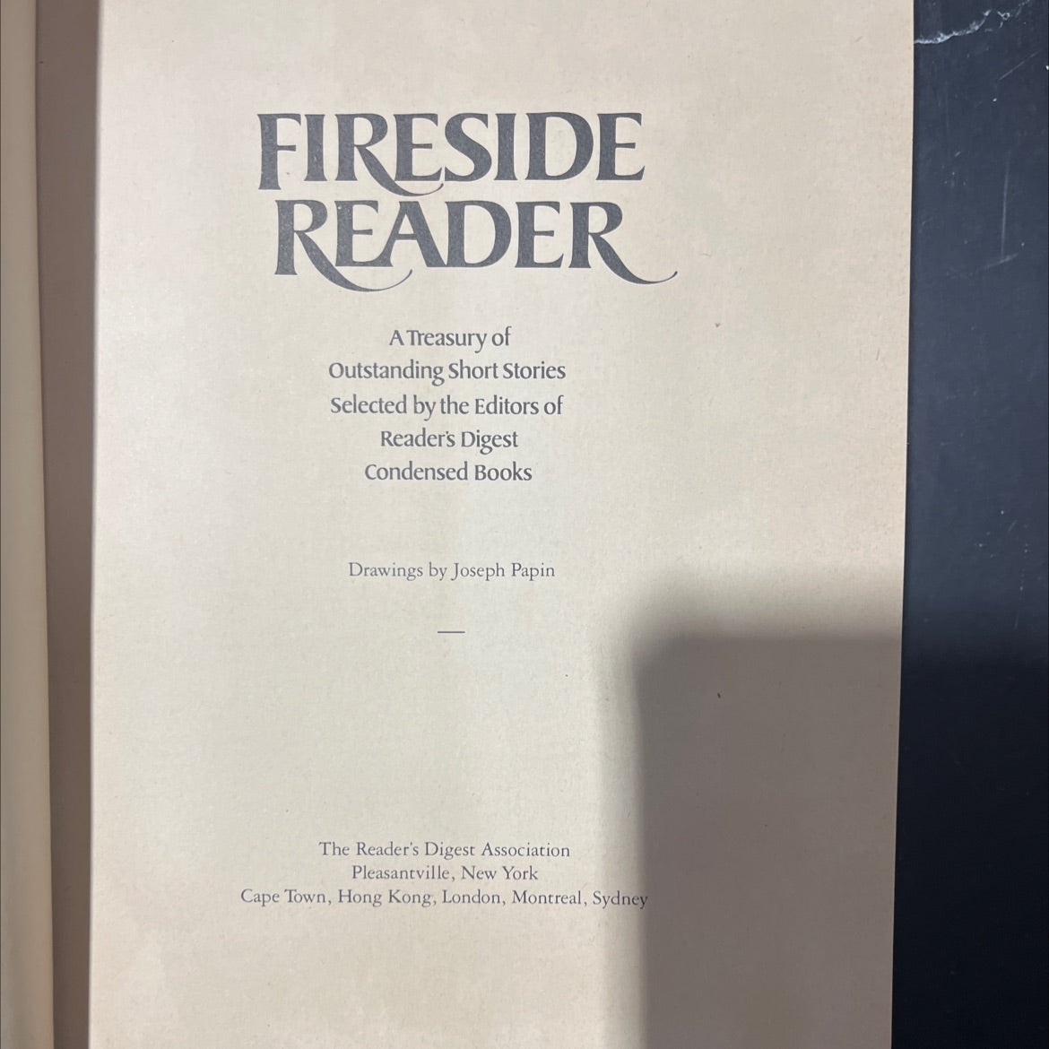 fireside reader a treasury of outstanding short stories book, by unknown, 1978 Hardcover image 2