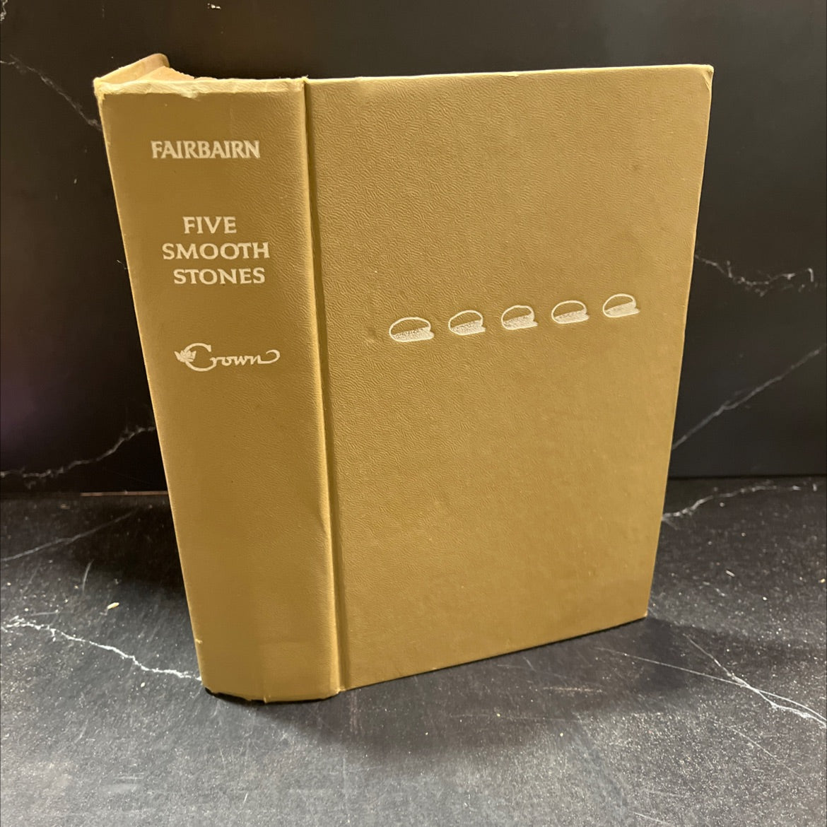 five smooth stones book, by Ann Fairbairn, 1966 Hardcover image 1