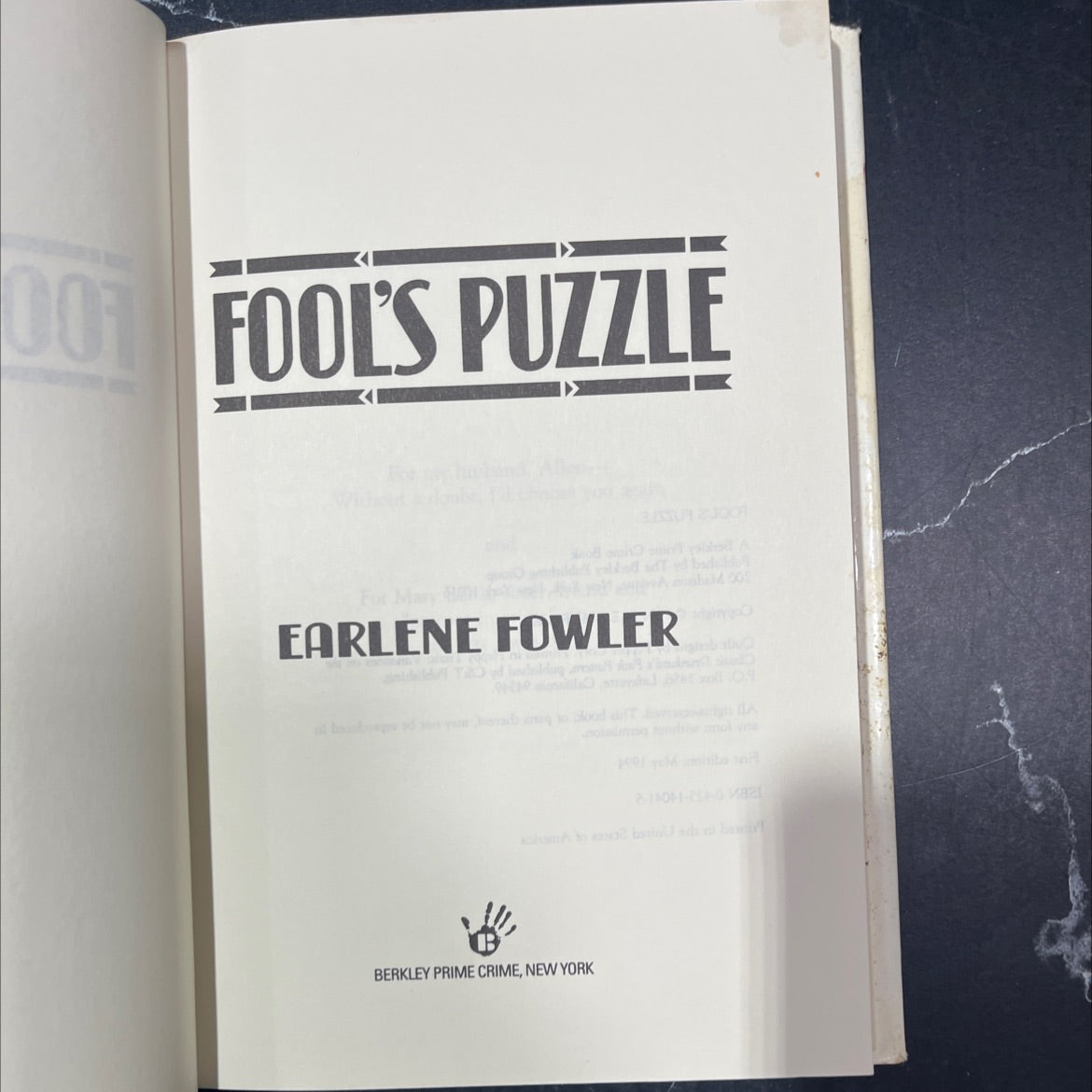 fool's puzzle book, by Earlene Fowler, 1994 Hardcover image 2