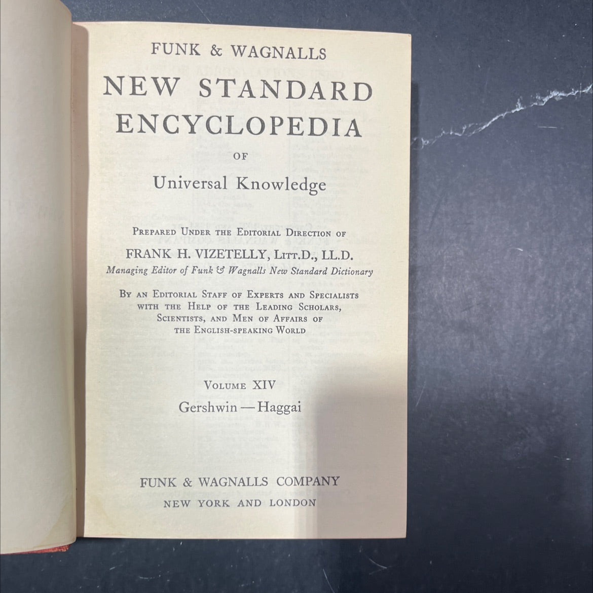 funk & wagnalls new standard encyclopedia of universal knowledge book, by frank h. vizetelly, 1934 Hardcover image 2