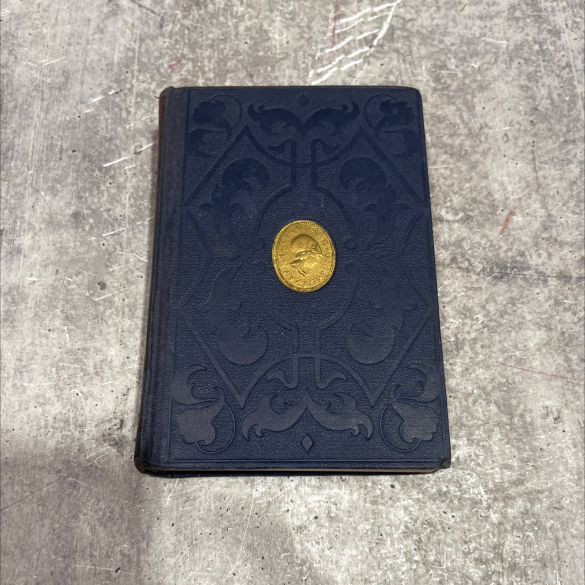 funk & wagnalls new standard encyclopedia vol. viii book, by frank h. vizetelly, 1946 Hardcover image 1