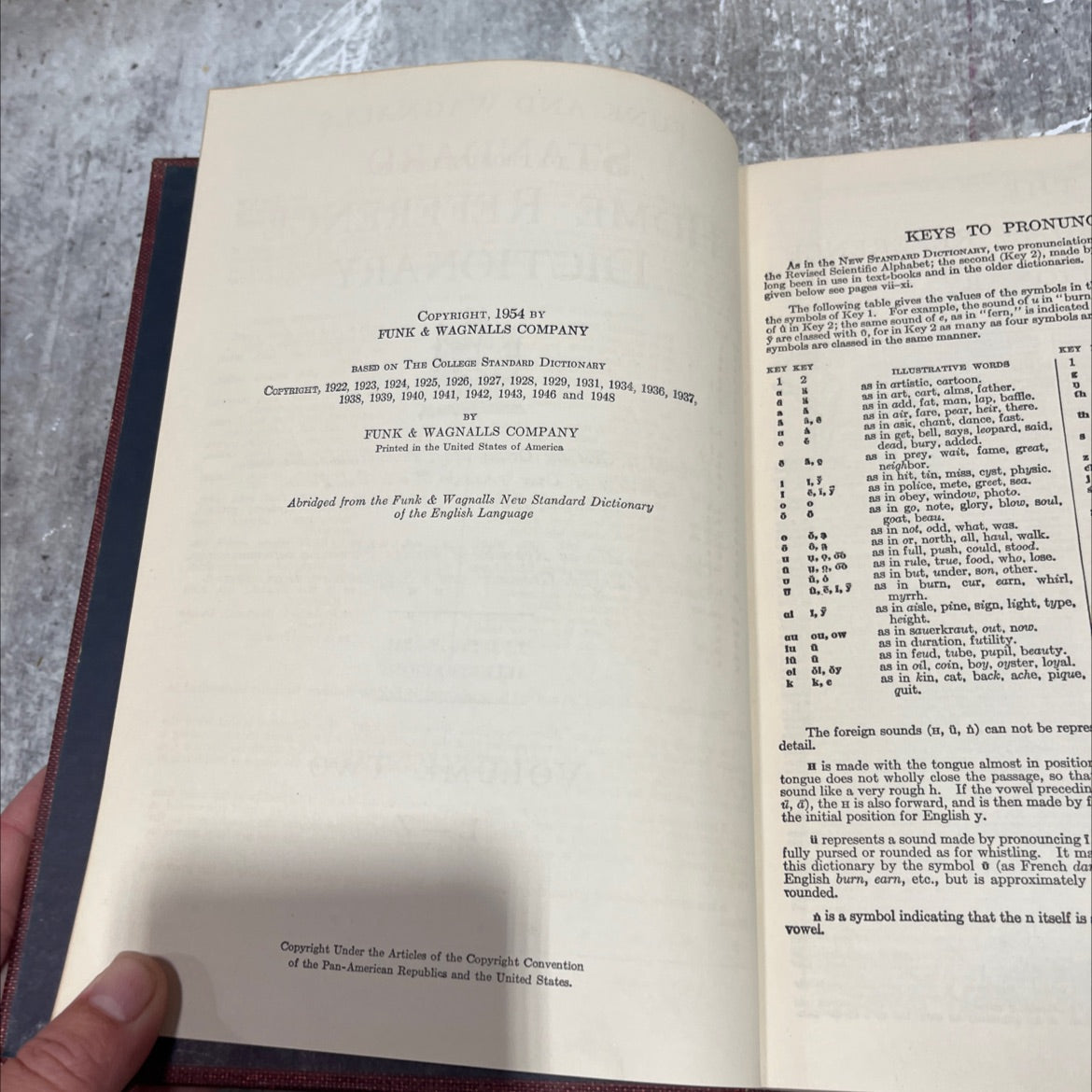 funk and wagnalls standard home reference dictionary book, by funk & wagnalls company, 1954 Hardcover image 3