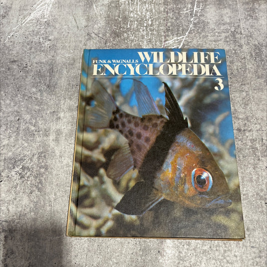 funk&wagnalls wildlife encyclopedia book, by Dr. Maurice Burton and Robert Burton, 1974 Hardcover image 1