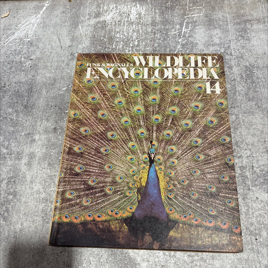 funk&wagnalls wildlife encyclopedia book, by Dr. Maurice Burton and Robert Burton, 1974 Hardcover image 1