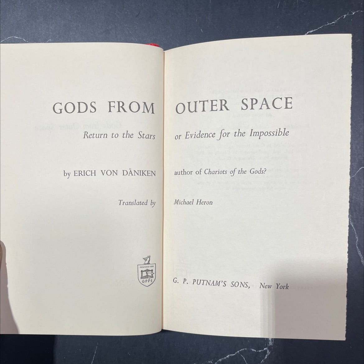 gods from outer space or evidence for the impossible book, by erich von däniken, 1970 Hardcover image 2
