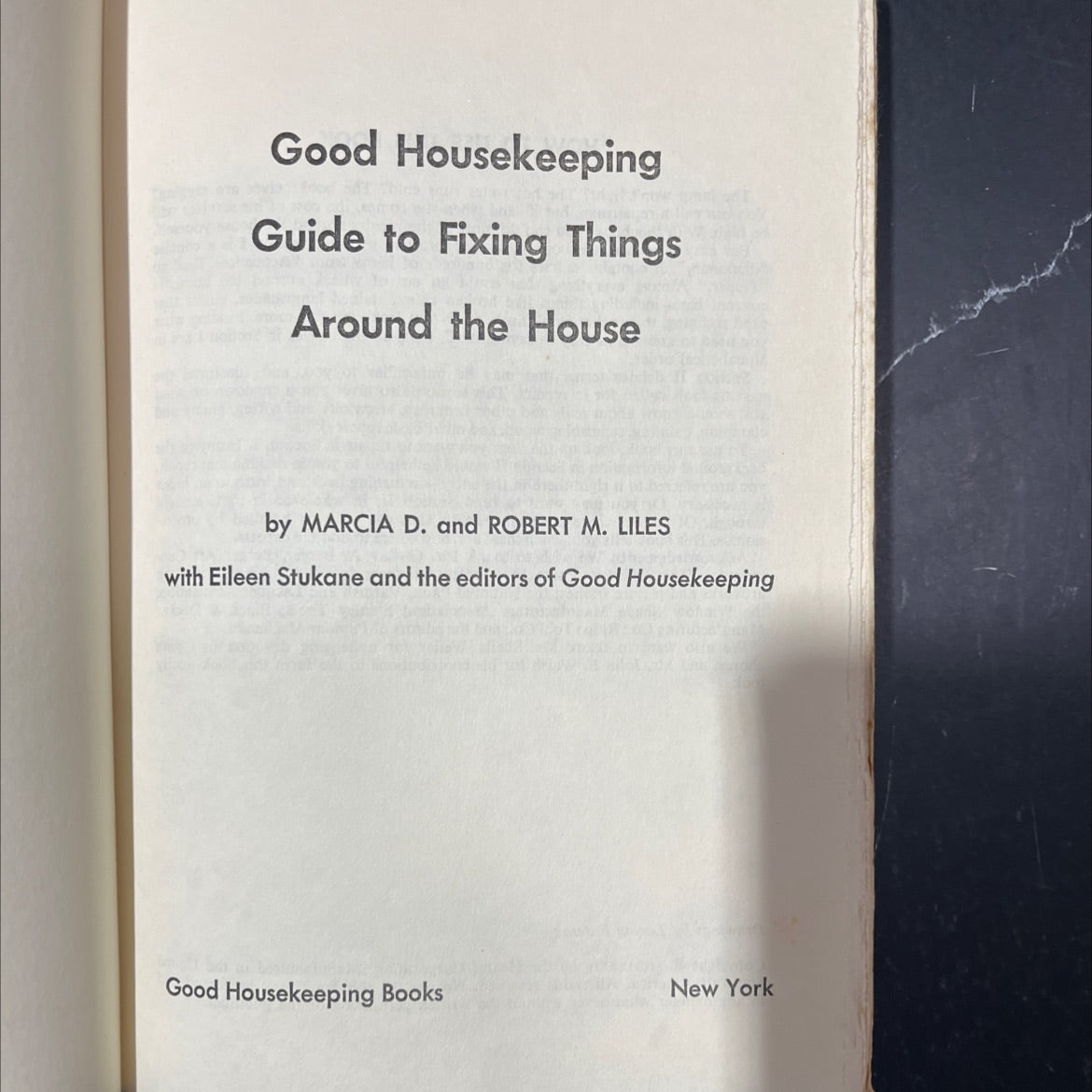 good housekeeping guide to fixing things around the house book, by marcia d. and robert m. liles, 1974 Hardcover image 2