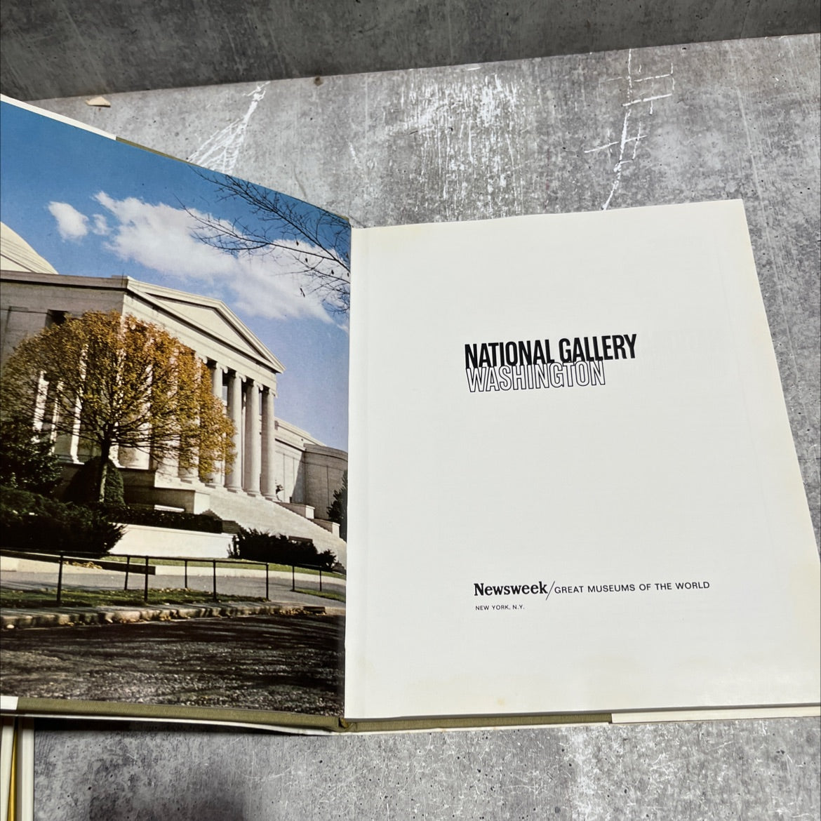 great museums of the world book, by Carlo Ludovico Ragghianti, 1968 Hardcover image 2