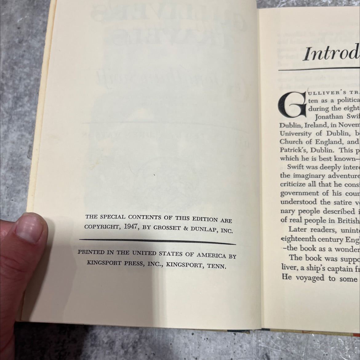 gulliver's travels book, by Jonathan Swift, 1947 Hardcover image 3