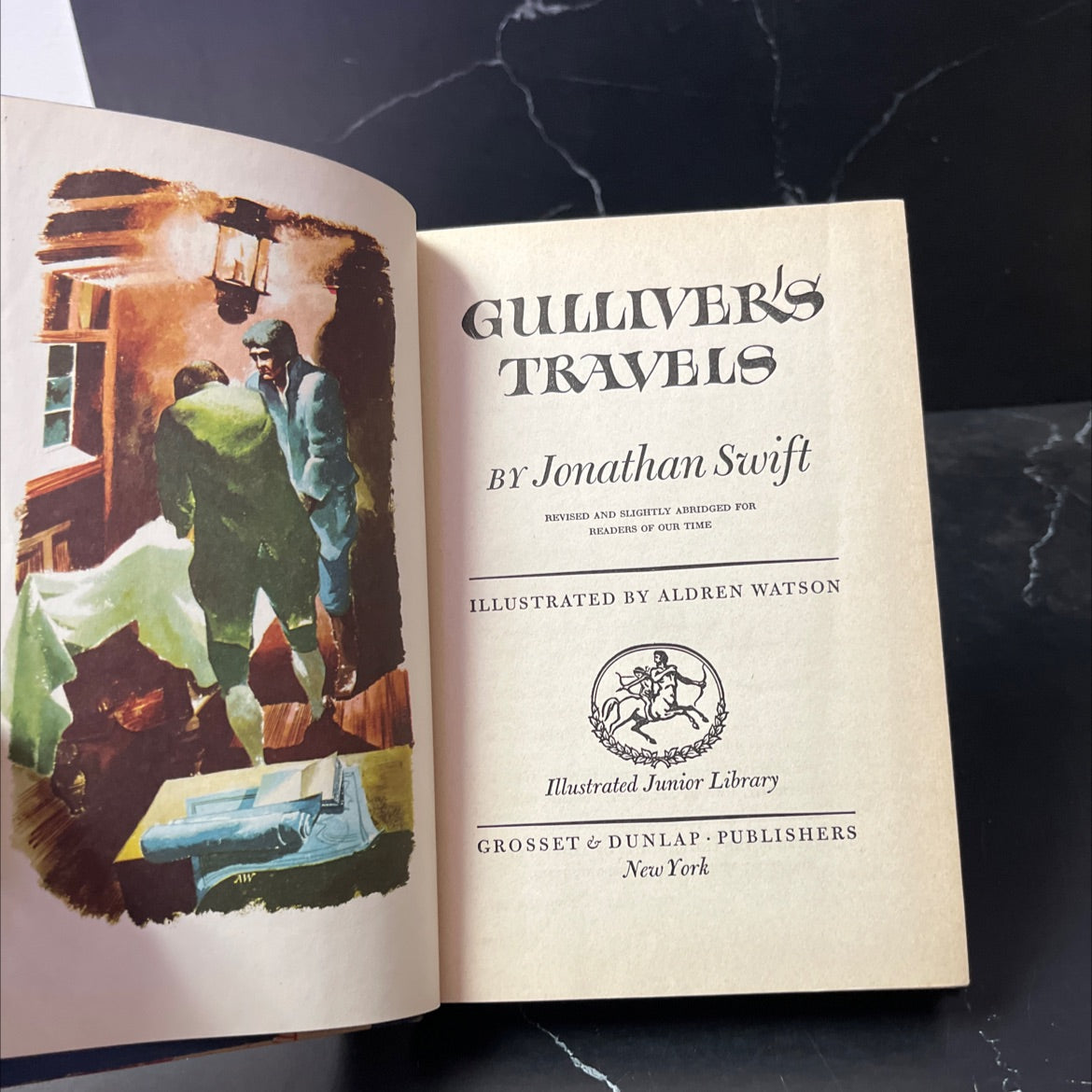 gulliver's travels book, by Jonathan Swift, 1947 Hardcover image 2